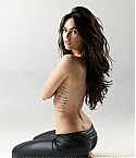 47919_Megan_Fox_Priceless_Rare_Photos_711_122_387lo.jpg