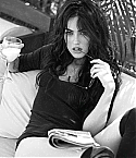 48106_Megan_Fox_Priceless_Rare_Photos_731_122_1020lo.jpg
