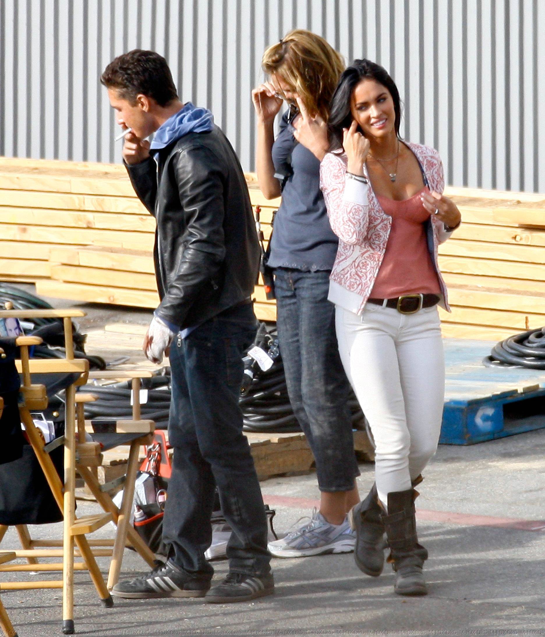 73394-megan-fox-adjusts-her-breast-on-the-set-of-t.jpg 73394-megan-fox-adjusts-her-breast-on-the-set-of-t.jpg