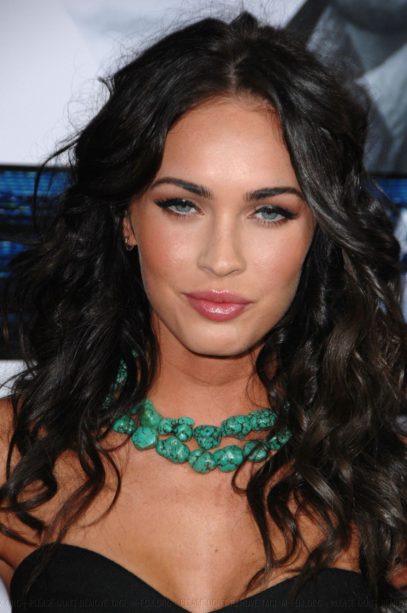31032-meganfox-eagleeyelapremiere26-122-510lo.jpg 31032-meganfox-eagleeyelapremiere26-122-510lo.jpg