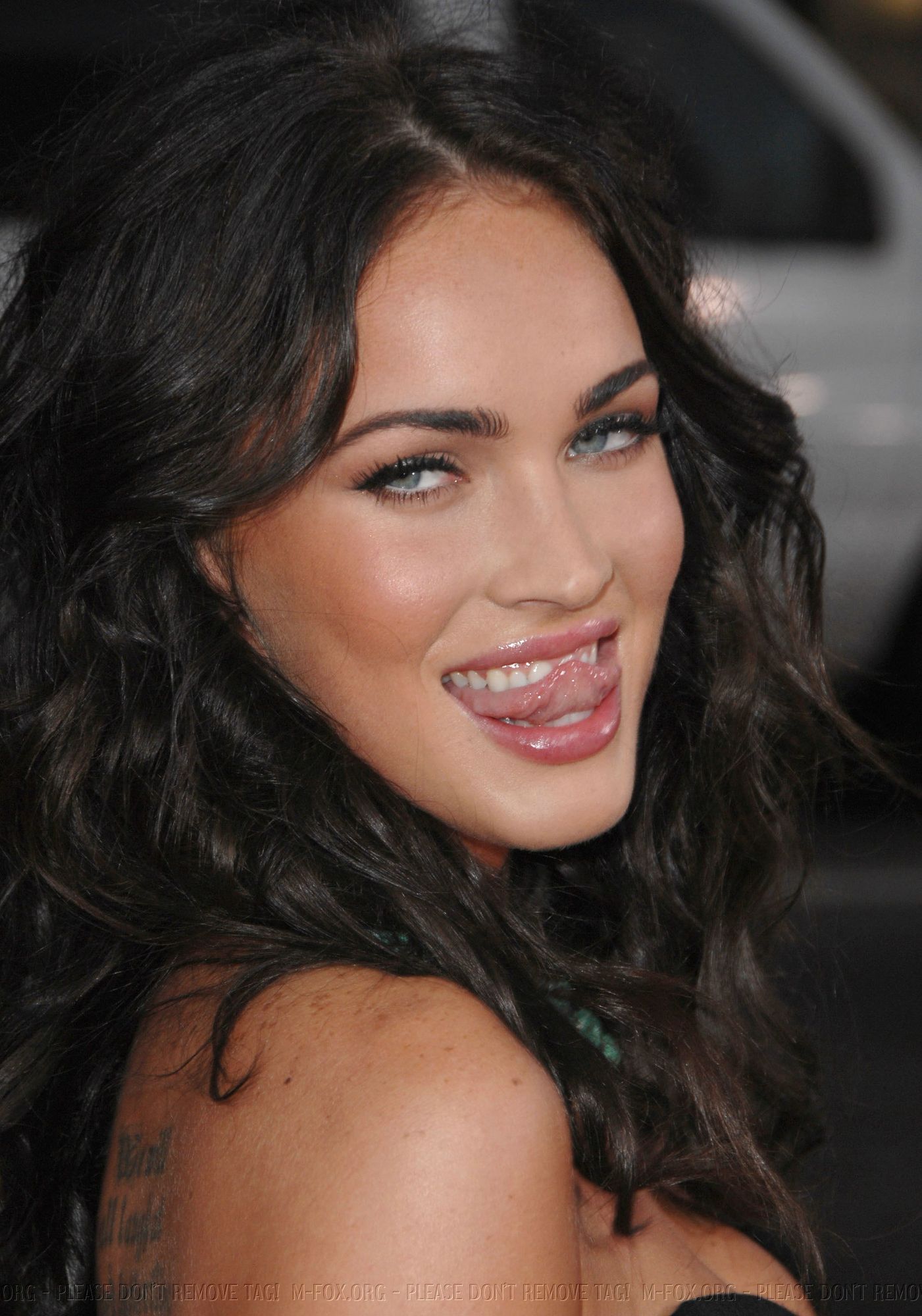 31121-meganfox-eagleeyelapremiere45-122-59lo.jpg 31121-meganfox-eagleeyelapremiere45-122-59lo.jpg
