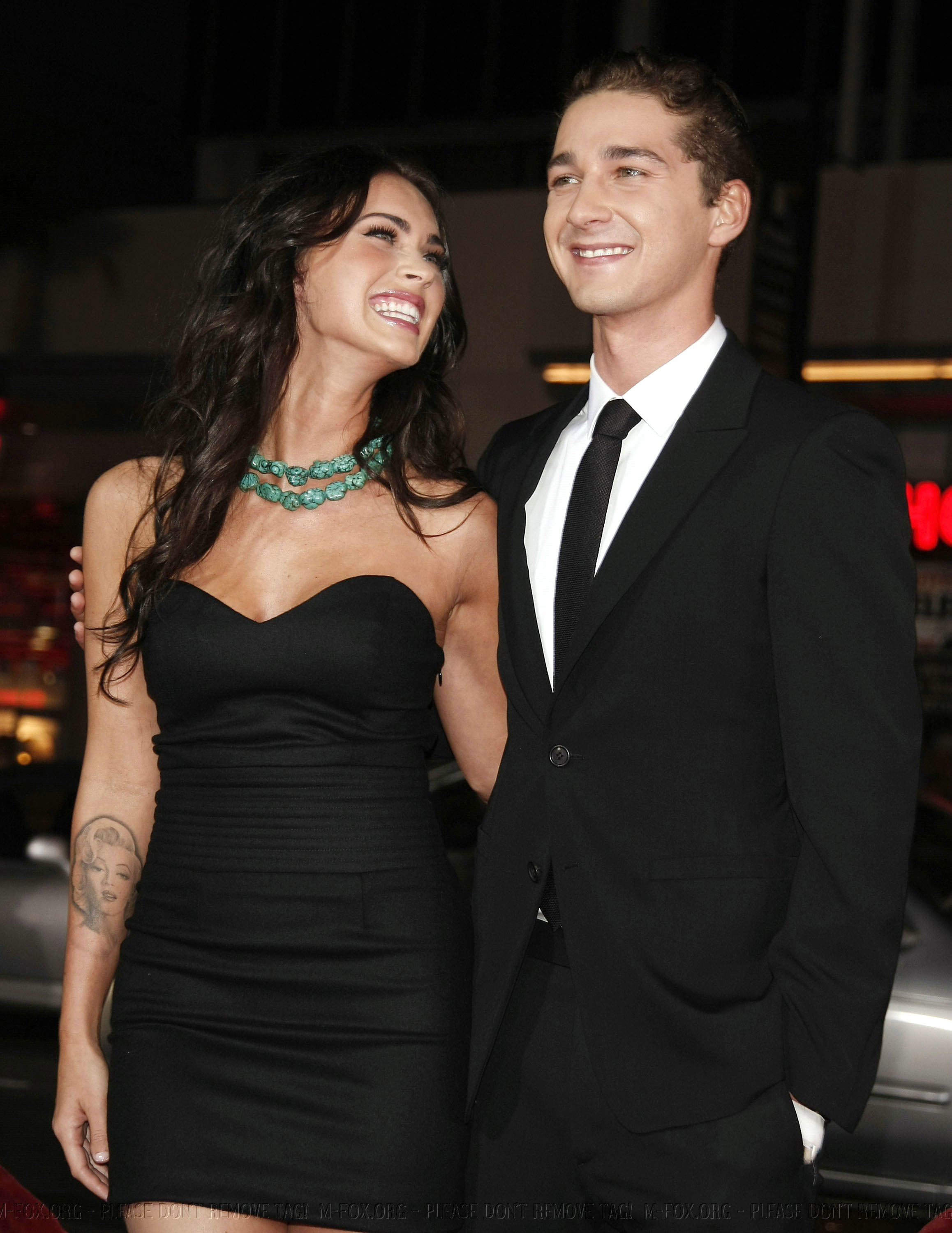 64812-meganfox-eagleeyelapremiere126-122-569lo.jpg 64812-meganfox-eagleeyelapremiere126-122-569lo.jpg