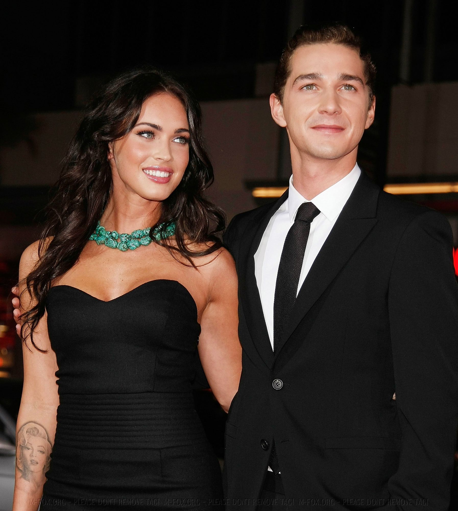 64844-meganfox-eagleeyelapremiere129-122-1179lo.jpg 64844-meganfox-eagleeyelapremiere129-122-1179lo.jpg