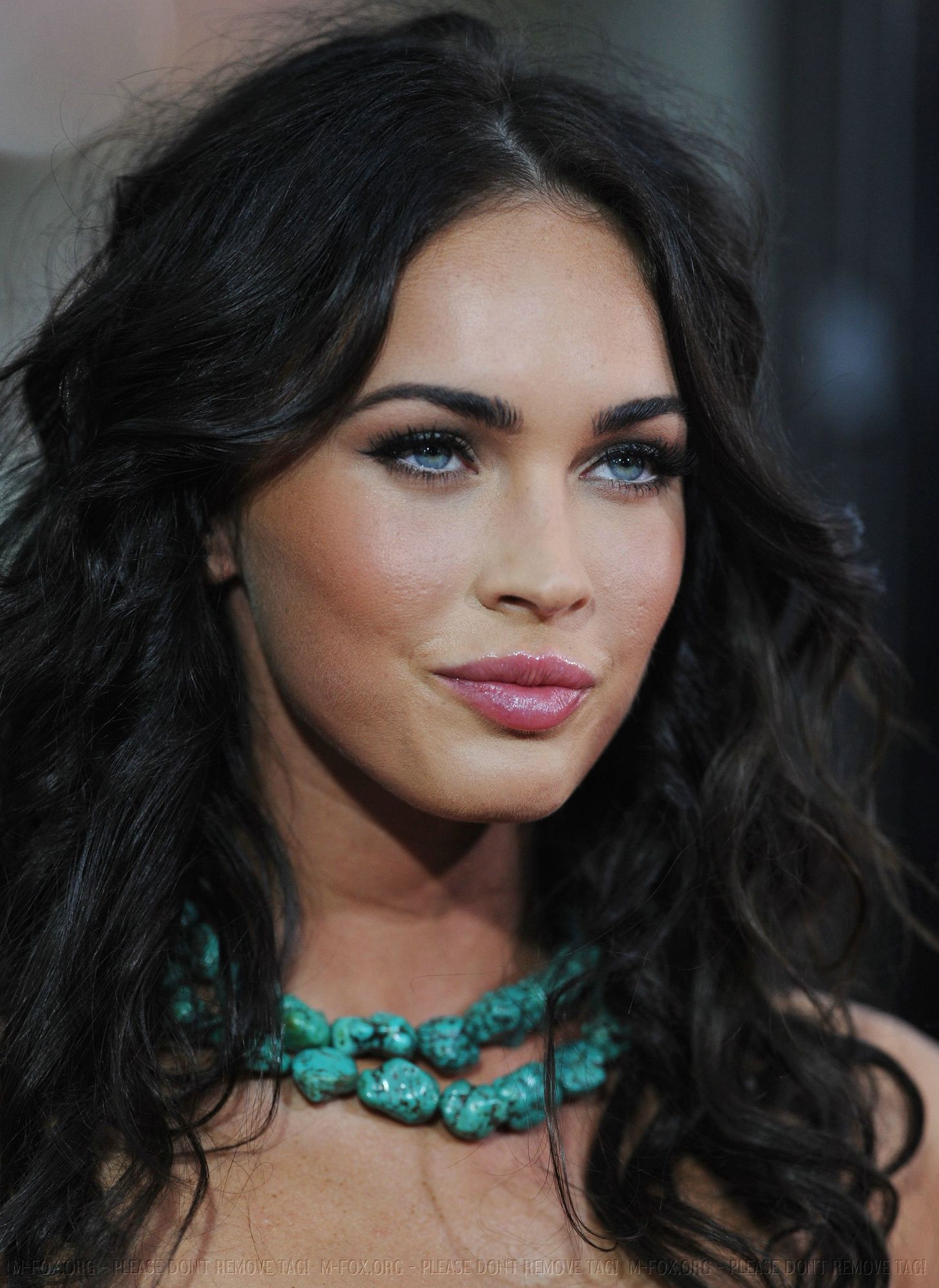 64873-meganfox-eagleeyelapremiere232-123-385lo.jpg 64873-meganfox-eagleeyelapremiere232-123-385lo.jpg