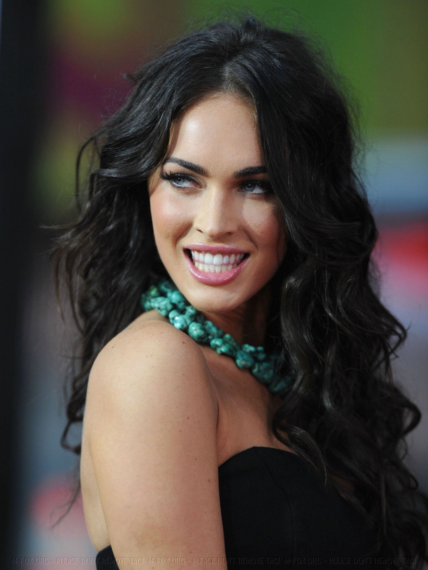 64972-meganfox-eagleeyelapremiere247-123-621lo.jpg 64972-meganfox-eagleeyelapremiere247-123-621lo.jpg