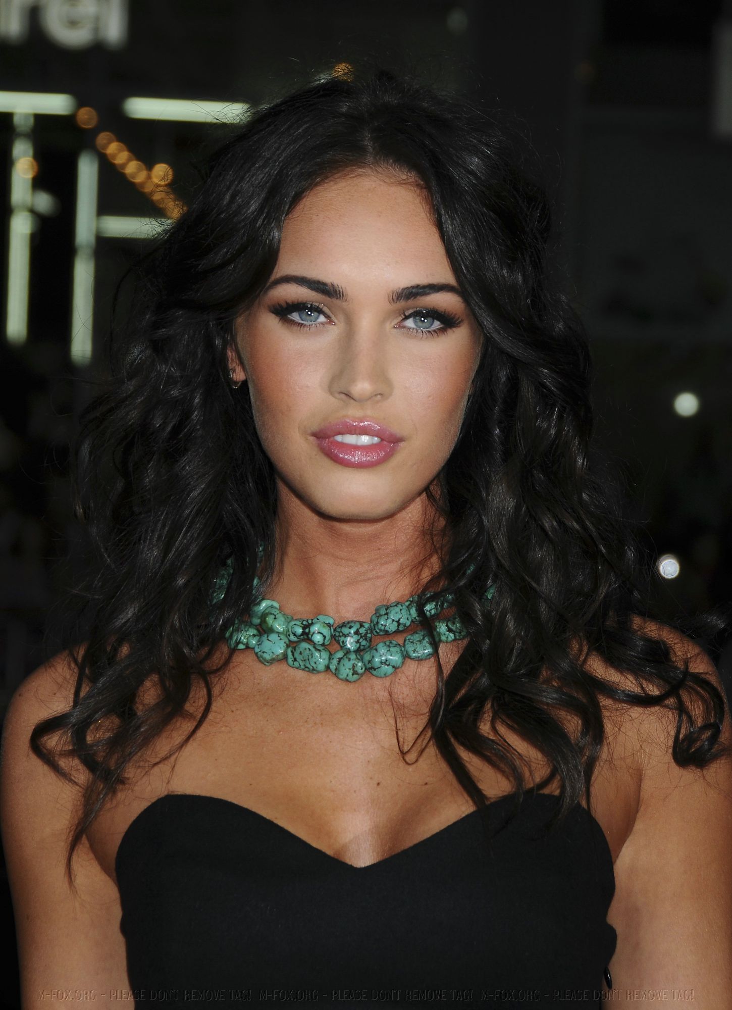 66814-meganfox-eagleeyelapremiere168-122-681lo.jpg 66814-meganfox-eagleeyelapremiere168-122-681lo.jpg