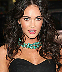 Filename=31100-meganfox-eagleeyelapremiere02-122-1051lo.jpg
Filesize=402KiB
Dimensions=1386x2000
Date added=Sep 21, 2008 31100-meganfox-eagleeyelapremiere02-122-1051lo.jpg
