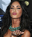 67119-meganfox-eagleeyelapremiere173-122-562lo.jpg