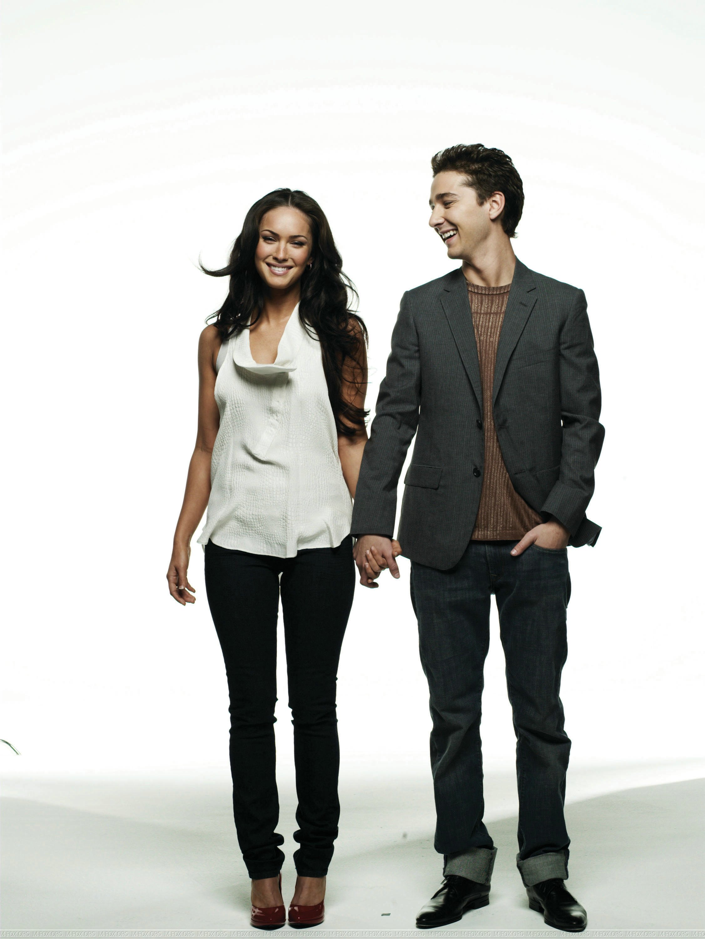 Megan_Fox__Brian_Bowen_Smith_Photoshoot_Transformers__012.jpg Megan_Fox__Brian_Bowen_Smith_Photoshoot_Transformers__012.jpg