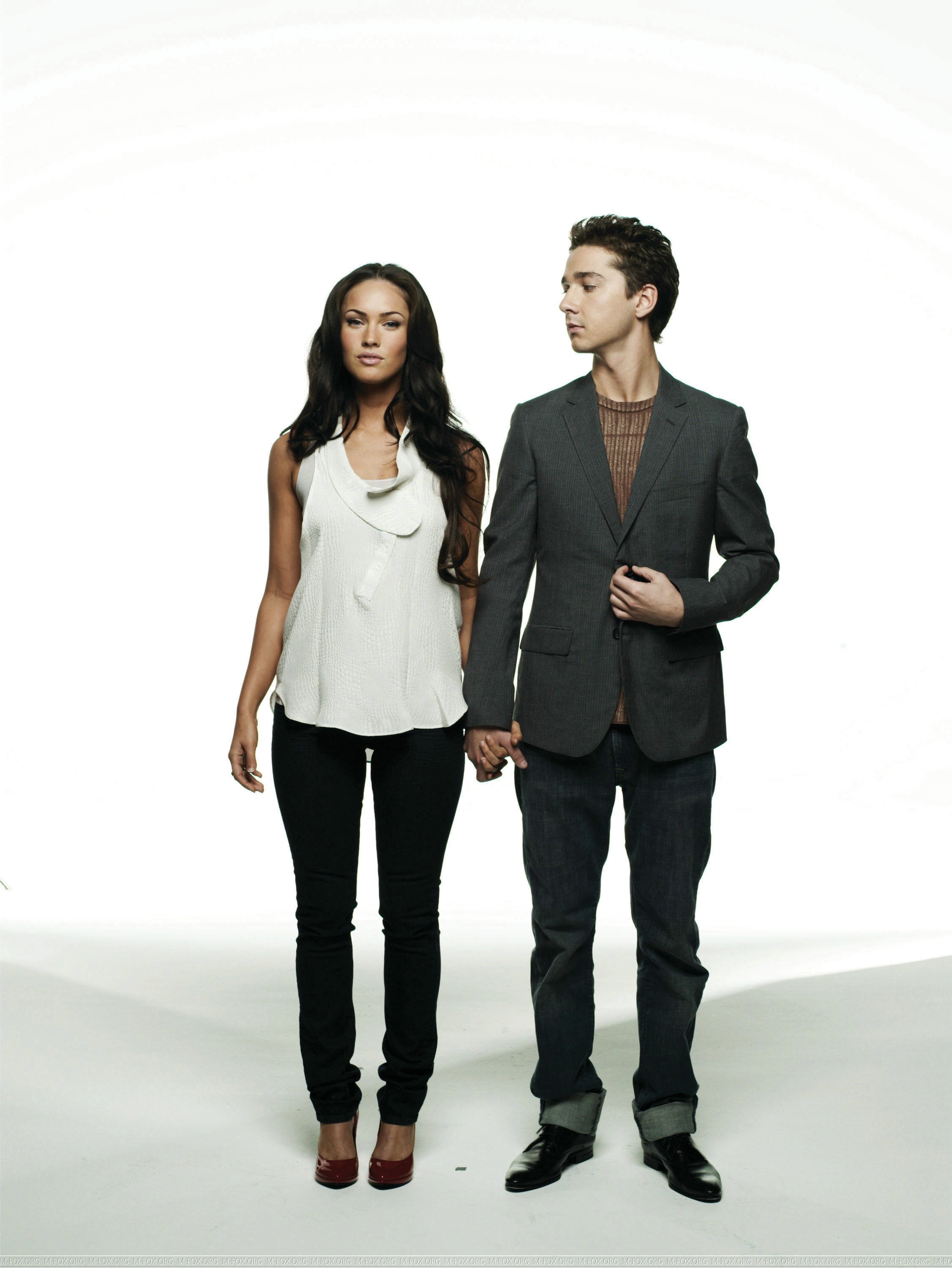 Megan_Fox__Brian_Bowen_Smith_Photoshoot_Transformers__014.jpg Megan_Fox__Brian_Bowen_Smith_Photoshoot_Transformers__014.jpg