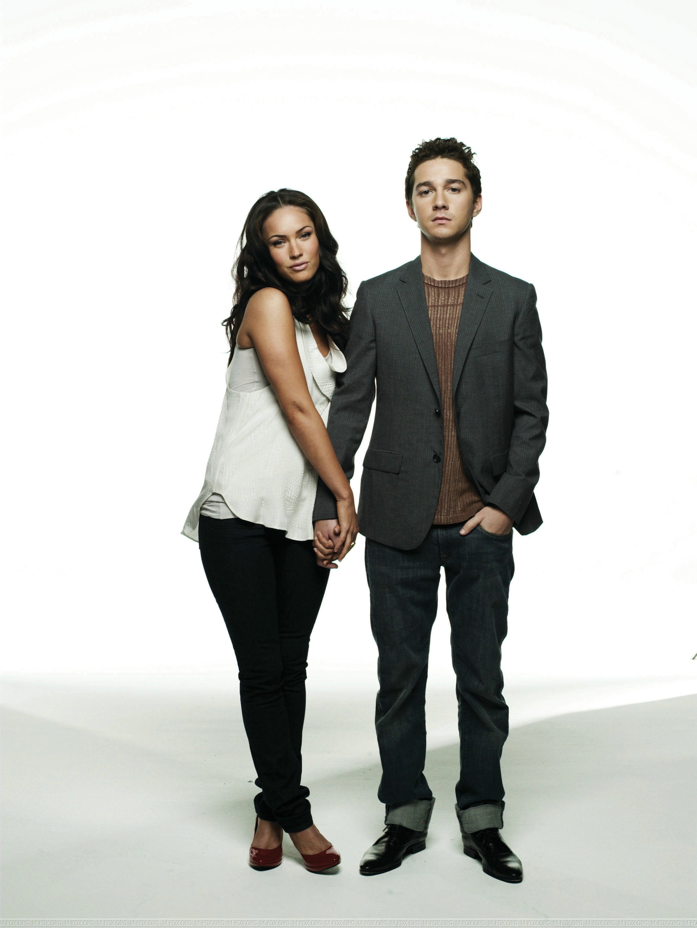 Megan_Fox__Brian_Bowen_Smith_Photoshoot_Transformers__015.jpg Megan_Fox__Brian_Bowen_Smith_Photoshoot_Transformers__015.jpg