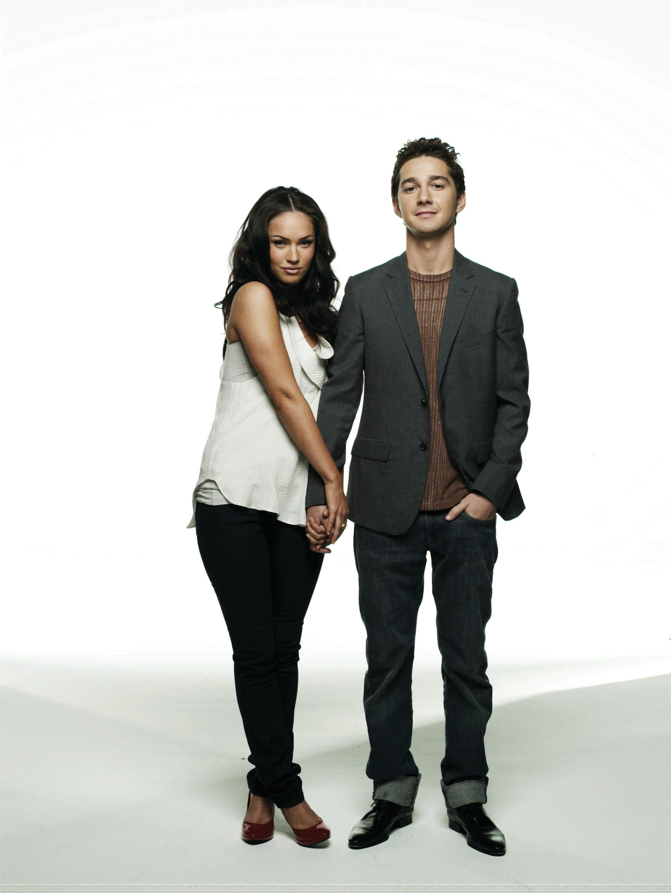 Megan_Fox__Brian_Bowen_Smith_Photoshoot_Transformers__016.jpg Megan_Fox__Brian_Bowen_Smith_Photoshoot_Transformers__016.jpg
