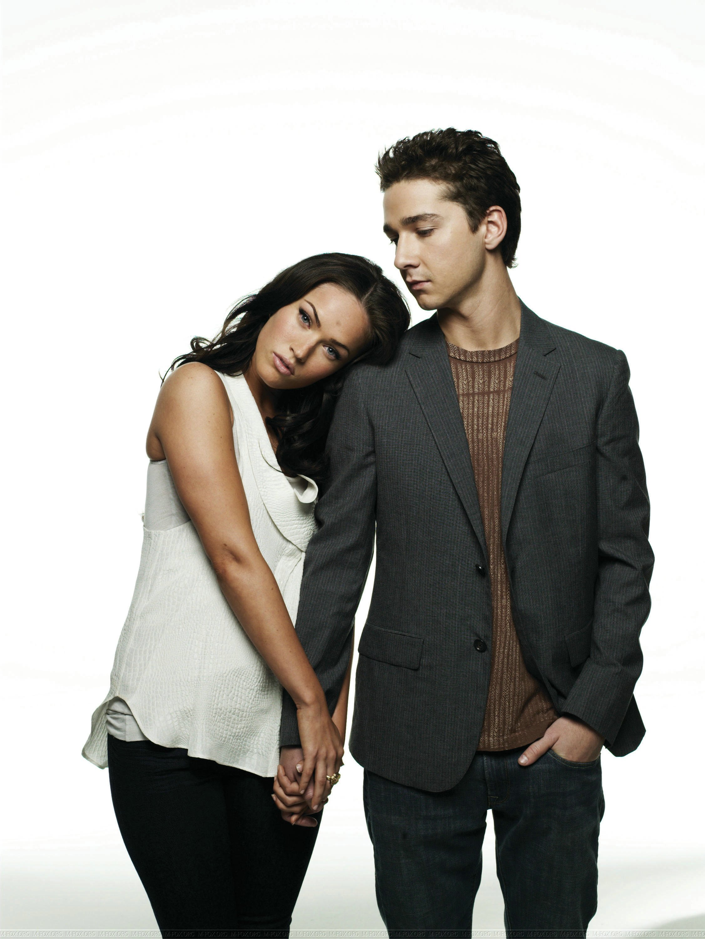 Megan_Fox__Brian_Bowen_Smith_Photoshoot_Transformers__019.jpg Megan_Fox__Brian_Bowen_Smith_Photoshoot_Transformers__019.jpg