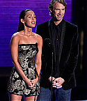 23664-megan-fox-2009-mtv-movie-awards-show-01-122-.jpg