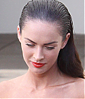 52118-megan-fox-on-her-way-to-the-2009-mtv-movie-a.jpg