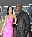 44725_celeb-city_org-The_Elder-Megan_Fox_2009-06-16_-_premiere_of_Transformers_2_in_Moscow_4175_122_97lo.jpg