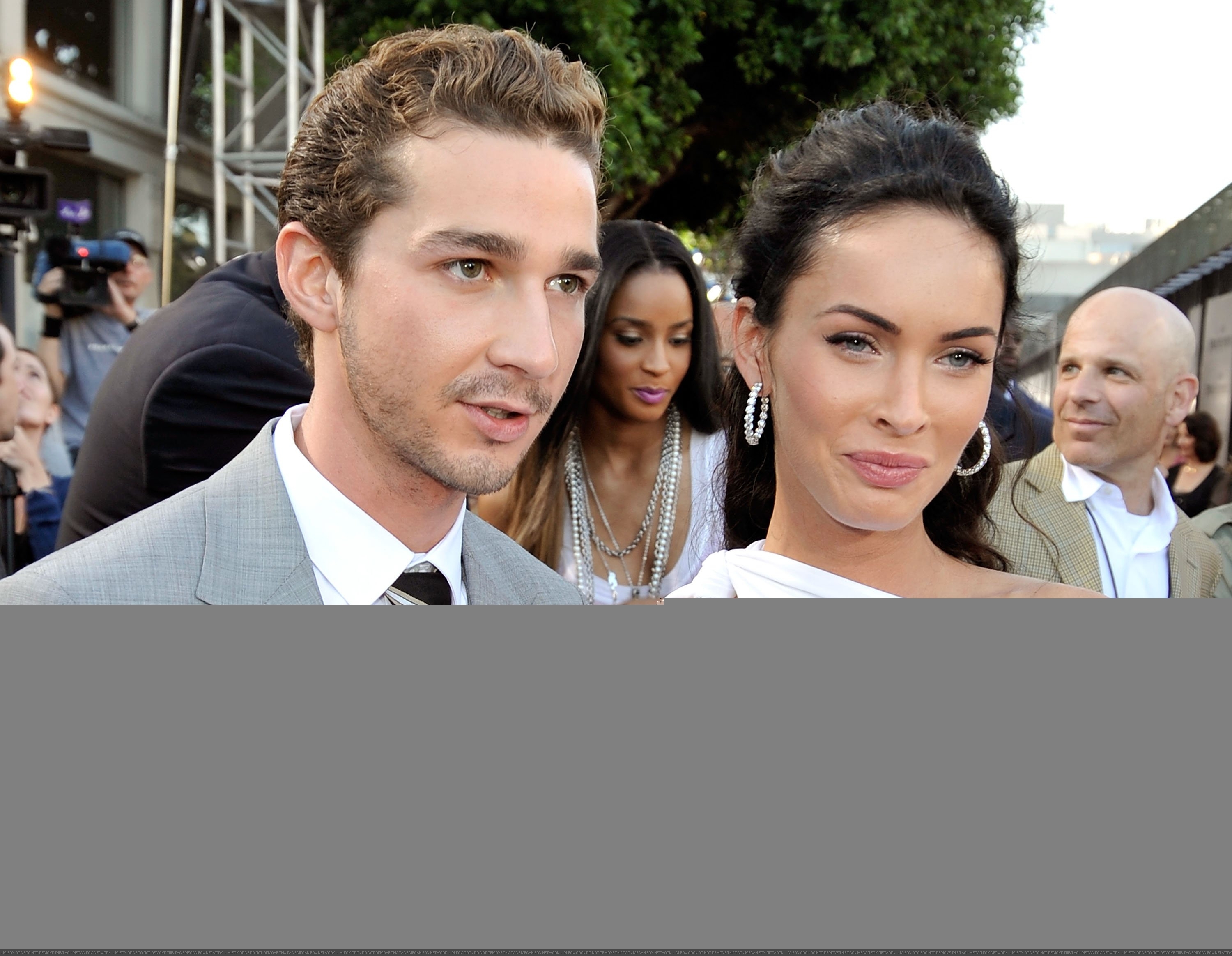 37446_Celebutopia-Megan_Fox-Transformers_Revenge_Of_The_Fallen_premiere_in_Los_Angeles-33_122_600lo.jpg 37446_Celebutopia-Megan_Fox-Transformers_Revenge_Of_The_Fallen_premiere_in_Los_Angeles-33_122_600lo.jpg