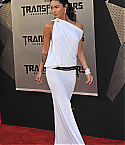 38901-megan-fox-2009-06-22-los-angeles-premiere-of.jpg