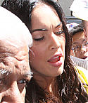 86899-megan-fox-arriving-at-live-with-regis-and-ke.jpg