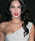 41743_babayaga_Megan_Fox_Giorgio_Armani_Prive_Fashion_Show_PFW07-07-2009_035_123_538lo.jpg