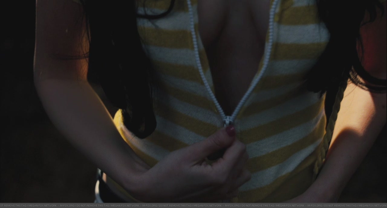 JennifersBody0170.jpg JennifersBody0170.jpg