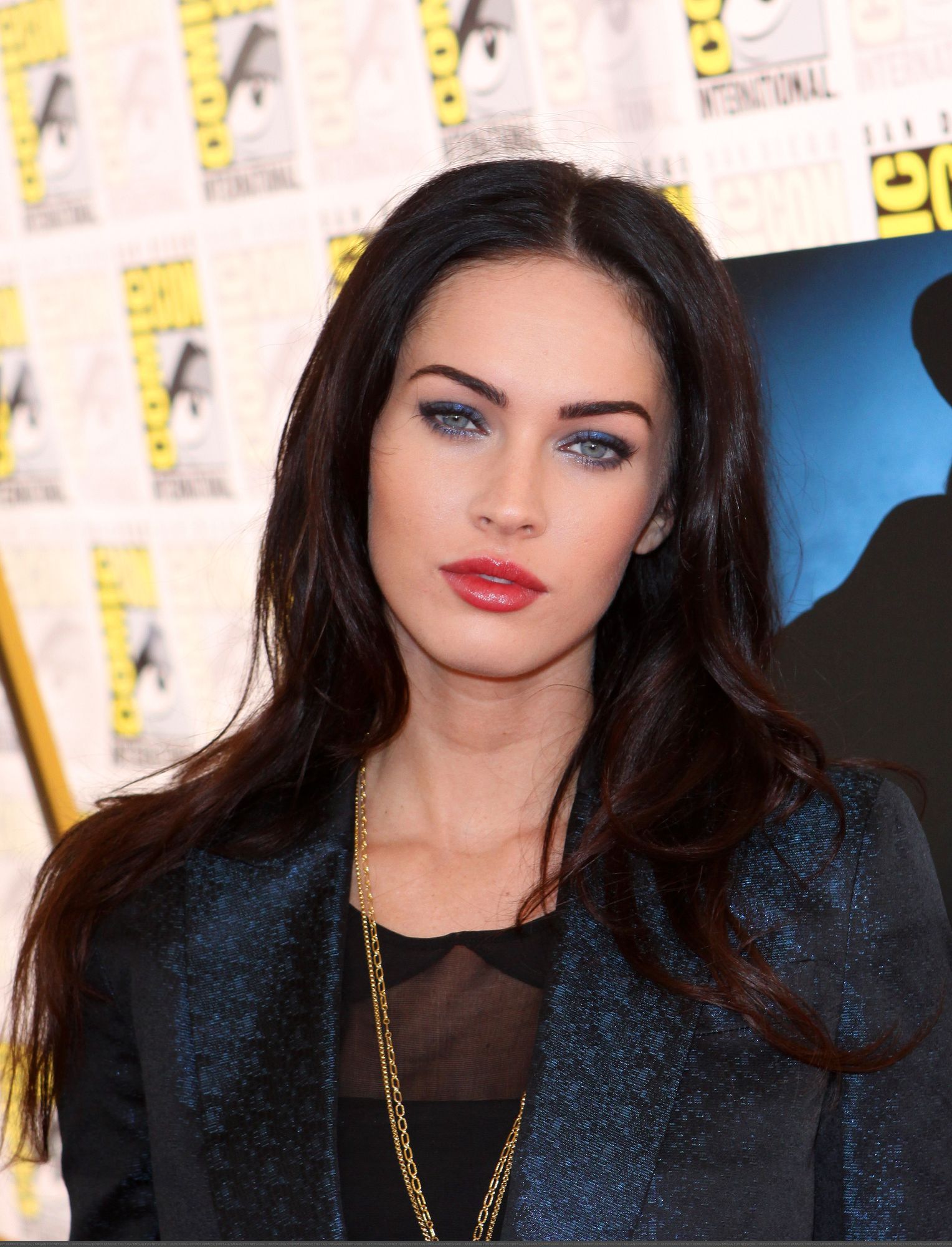 04783_celeb-city_org-The_Elder-Megan_Fox_2009-07-24_-_Jonah_Hex7_press_presentation_at_the_San_Diego_Comic_Con_255_122_815lo.jpg 04783_celeb-city_org-The_Elder-Megan_Fox_2009-07-24_-_Jonah_Hex7_press_presentation_at_the_San_Diego_Comic_Con_255_122_815lo.jpg