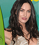 88480_Preppie_-_Megan_Fox_-_2009_Teen_Choice_Awards_-_August_9_2009_0685_122_901lo.jpg