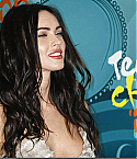 89287_Preppie_-_Megan_Fox_-_2009_Teen_Choice_Awards_-_August_9_2009_7259_122_517lo.jpg