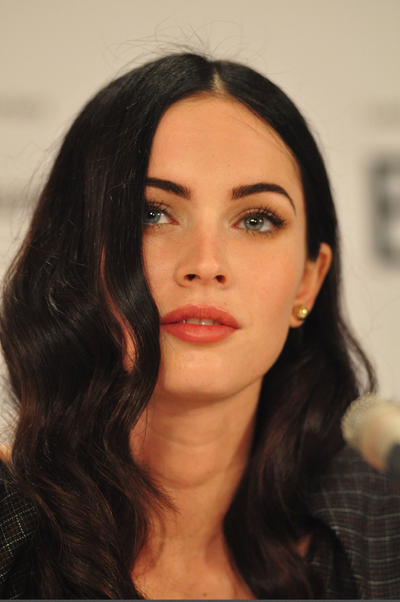 24965_celebrity-paradise_com-The_Elder-Megan_Fox_2009-09-10_-_news_conference_for_Jennifer97s_Body_9222_122_382lo.jpg 24965_celebrity-paradise_com-The_Elder-Megan_Fox_2009-09-10_-_news_conference_for_Jennifer97s_Body_9222_122_382lo.jpg