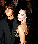 Filename=12828_megan_fox_4_tikipeter_celebritycity_010_122_118lo.jpg
Filesize=239KiB
Dimensions=1668x2000
Date added=Sep 12, 2009 12828_megan_fox_4_tikipeter_celebritycity_010_122_118lo.jpg