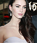 32761_Megan_Fox_attends_the_Jennifers_Body_Fan_Event_at_Hollywood_and_Highland_-_September_16_2009_5385__122_473lo.jpg
