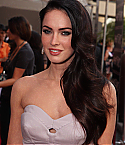 38080_Megan_Fox_attends_the_Jennifers_Body_Fan_Event_at_Hollywood_and_Highland_-_September_16_2009_41390__122_137lo.jpg