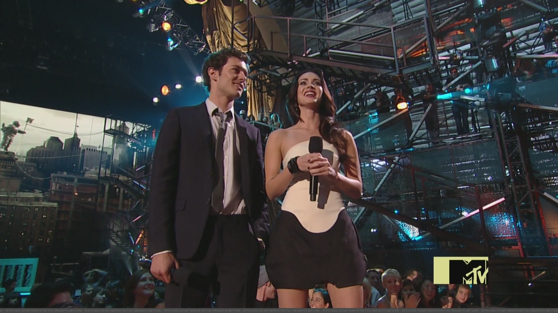 MTVVMA090019.jpg MTVVMA090019.jpg