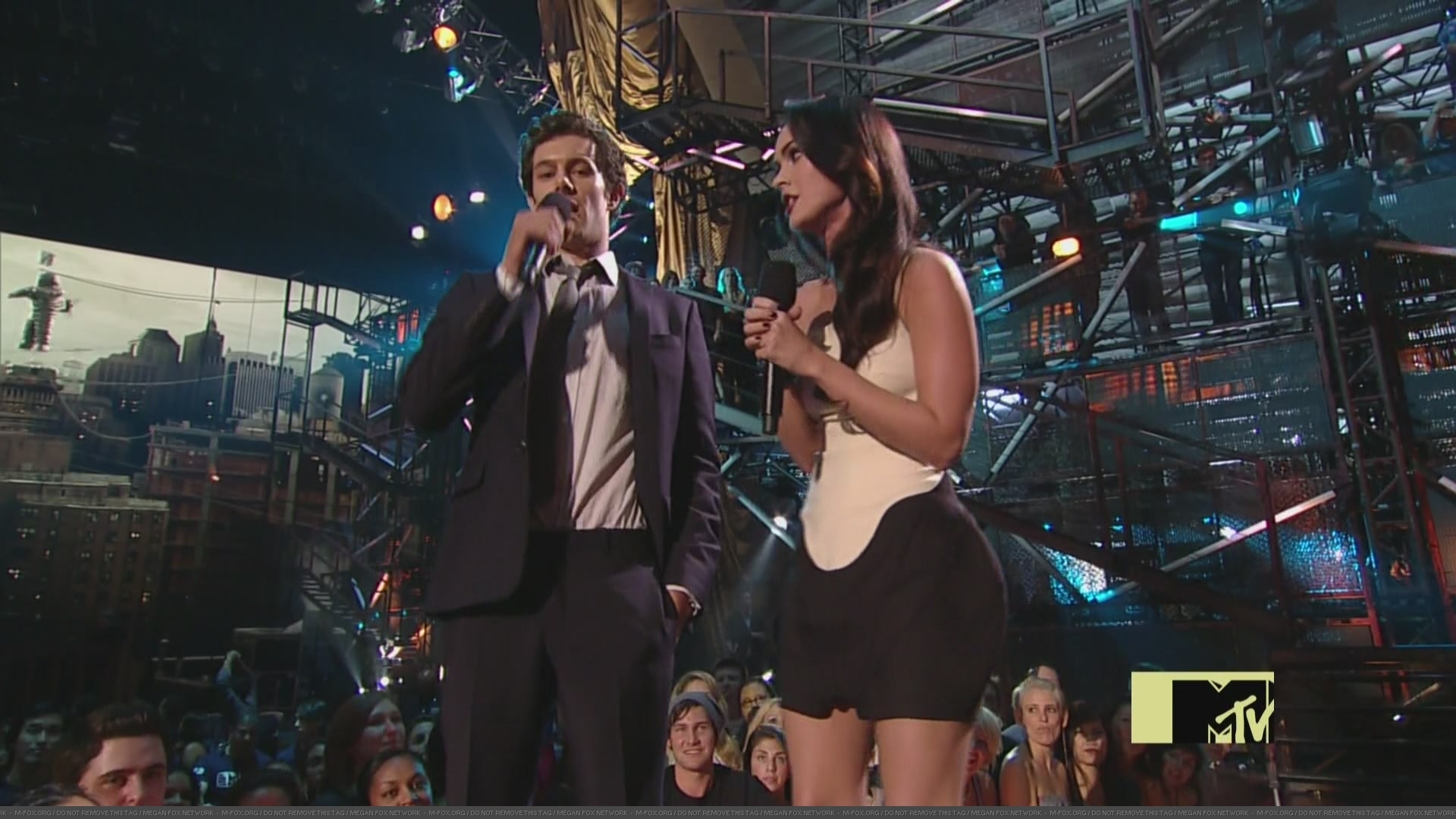 MTVVMA090032.jpg MTVVMA090032.jpg