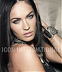 CW511_08_ICON_INTERNATIONAL.jpg