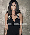 CW511_10_ICON_INTERNATIONAL.jpg