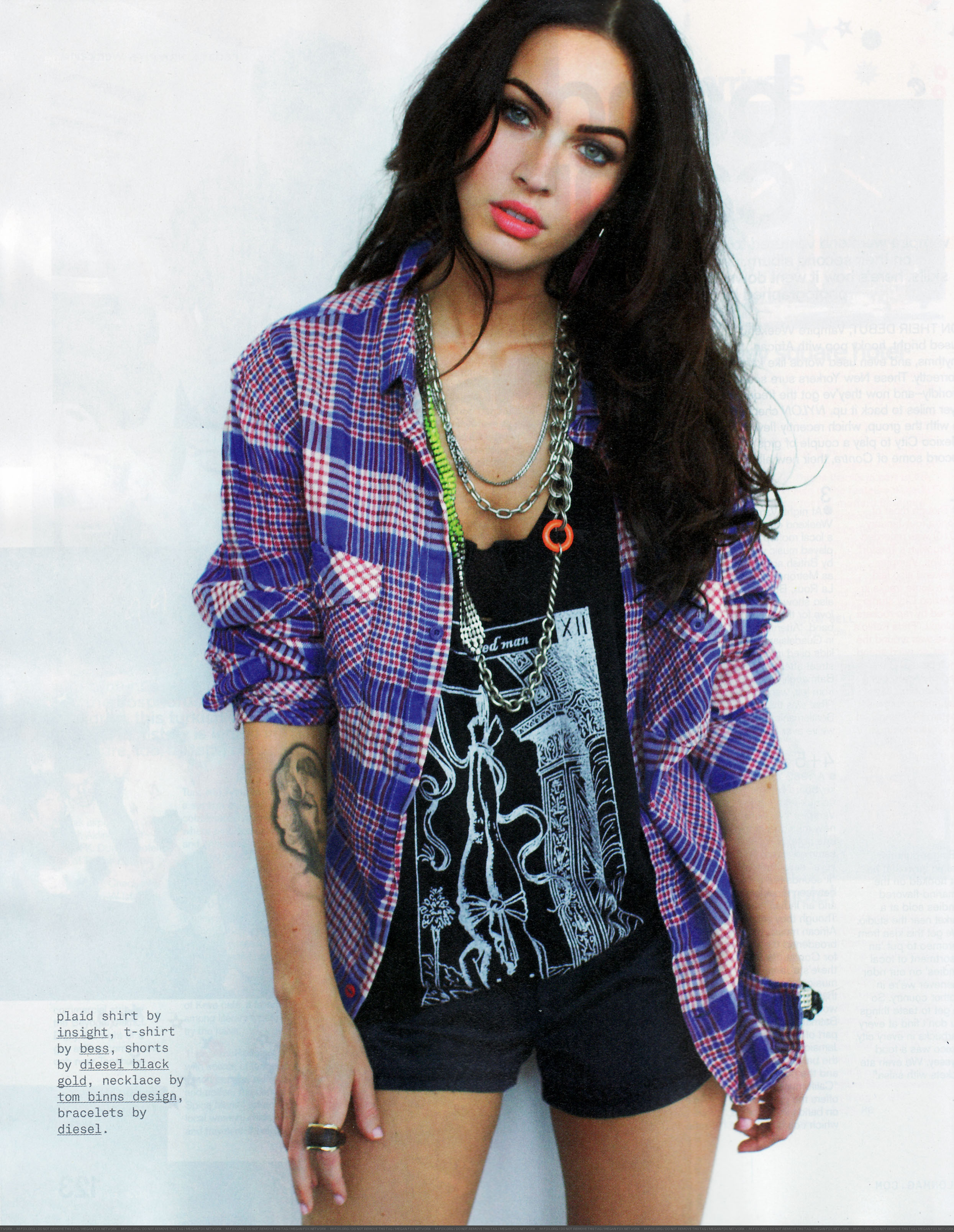 megan-fox-oct09-nylon-04.jpg megan-fox-oct09-nylon-04.jpg