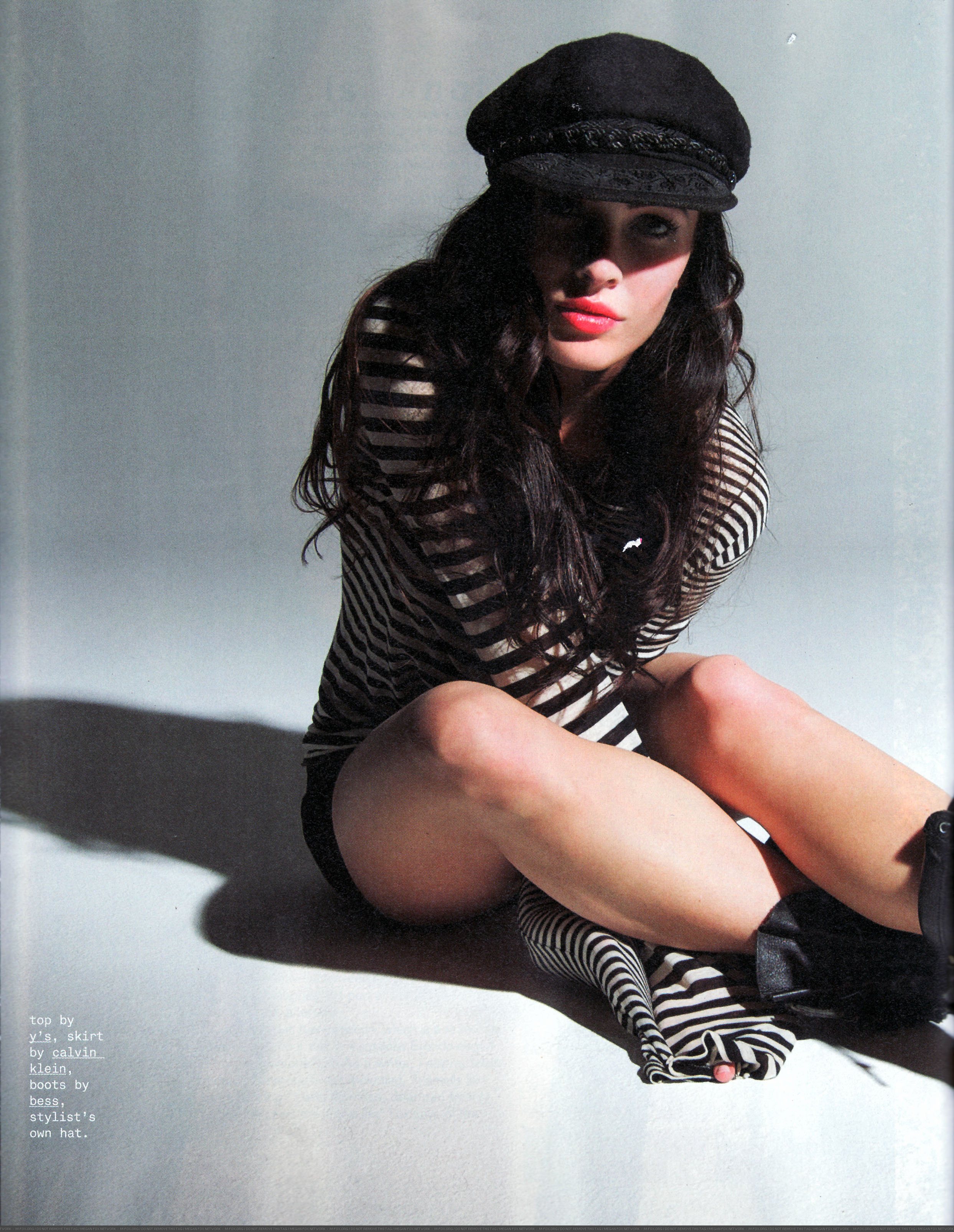 megan-fox-oct09-nylon-08.jpg megan-fox-oct09-nylon-08.jpg
