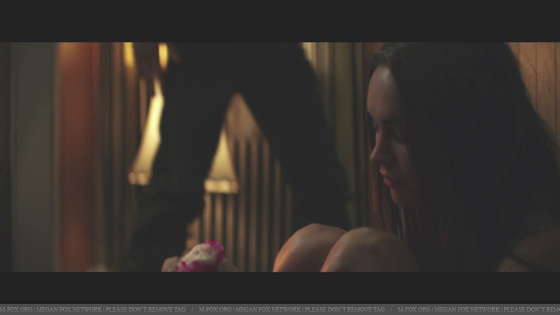 lovethewayyoulie081.jpg