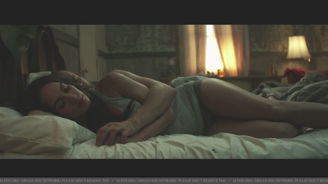 lovethewayyoulie146.jpg lovethewayyoulie146.jpg