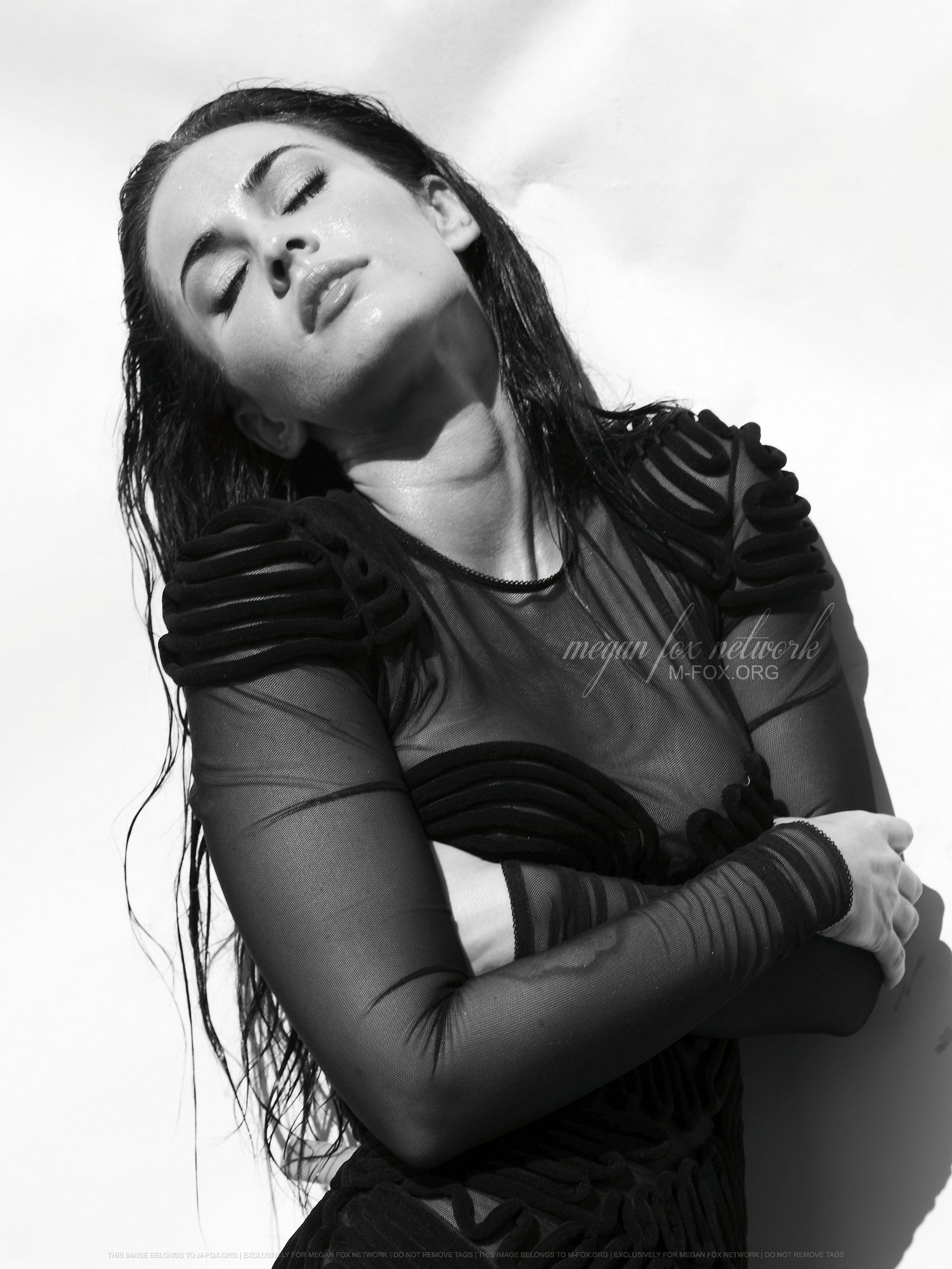 AlexeiHays_Outtakes_MFOXORG002.jpg AlexeiHays_Outtakes_MFOXORG002.jpg