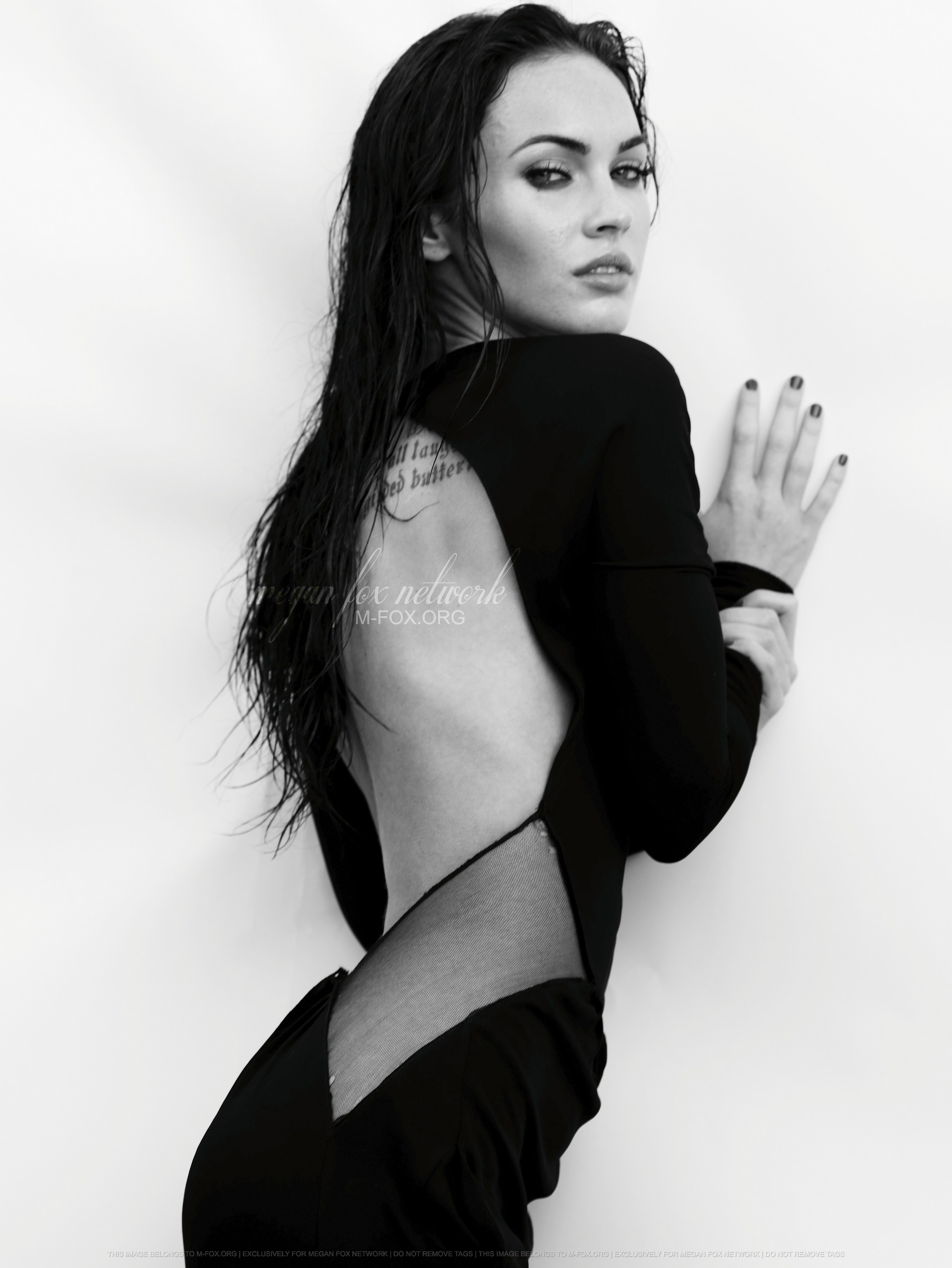 AlexeiHays_Outtakes_MFOXORG017.jpg AlexeiHays_Outtakes_MFOXORG017.jpg