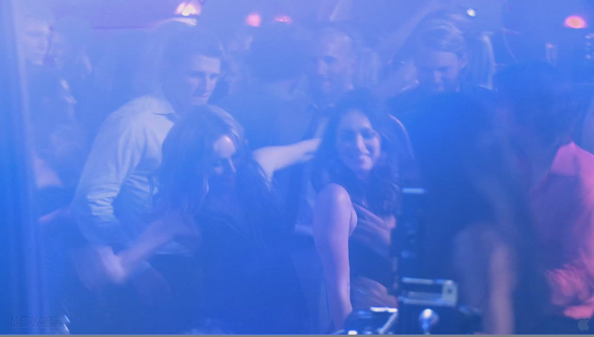 Dancingmachine0265.jpg