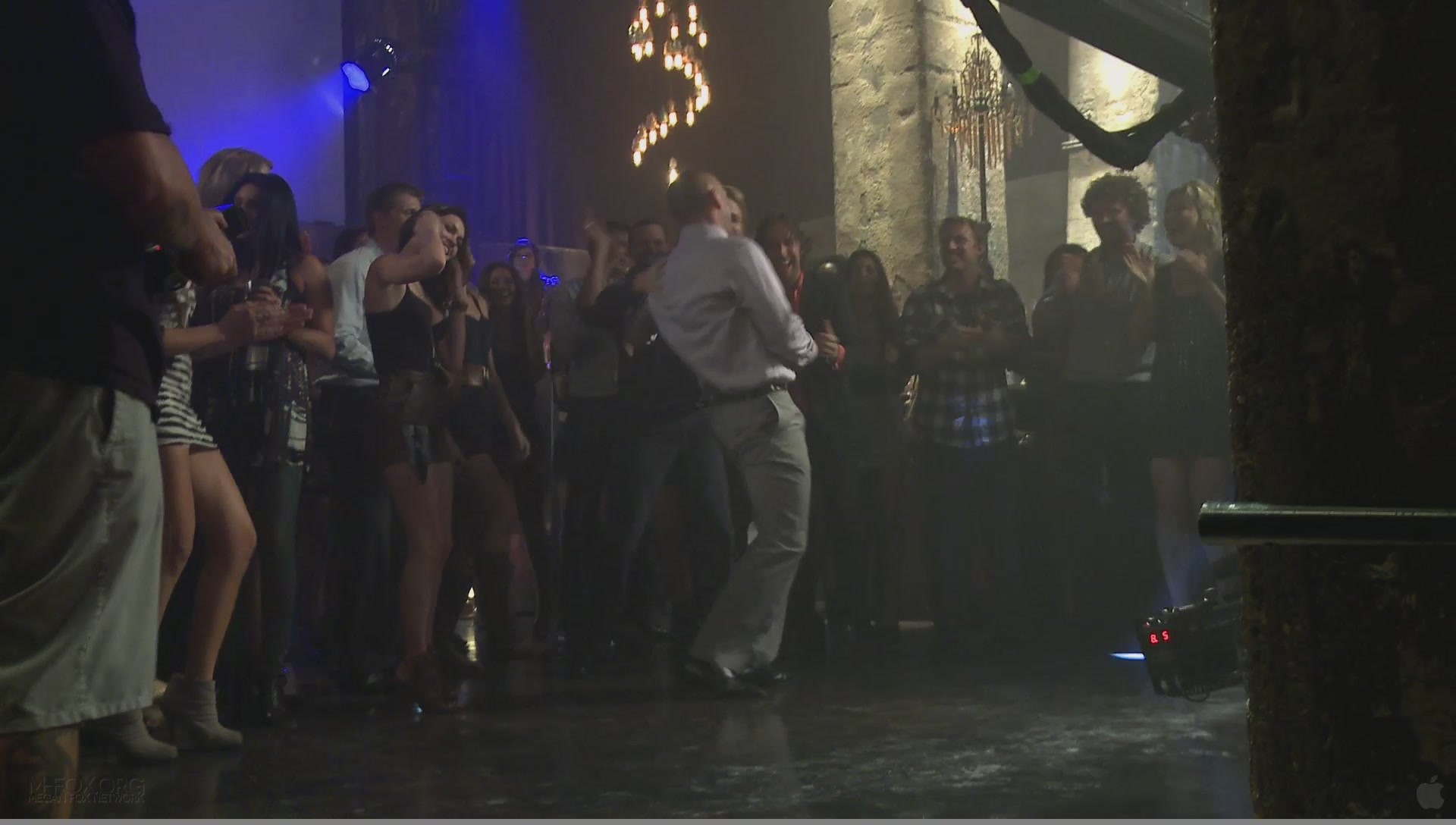 Dancingmachine0980.jpg