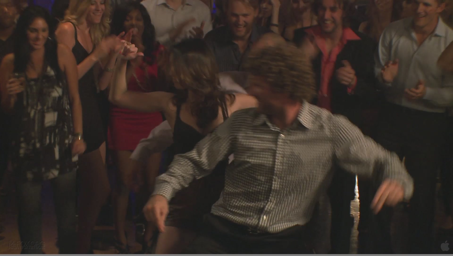 Dancingmachine1055.jpg Dancingmachine1055.jpg