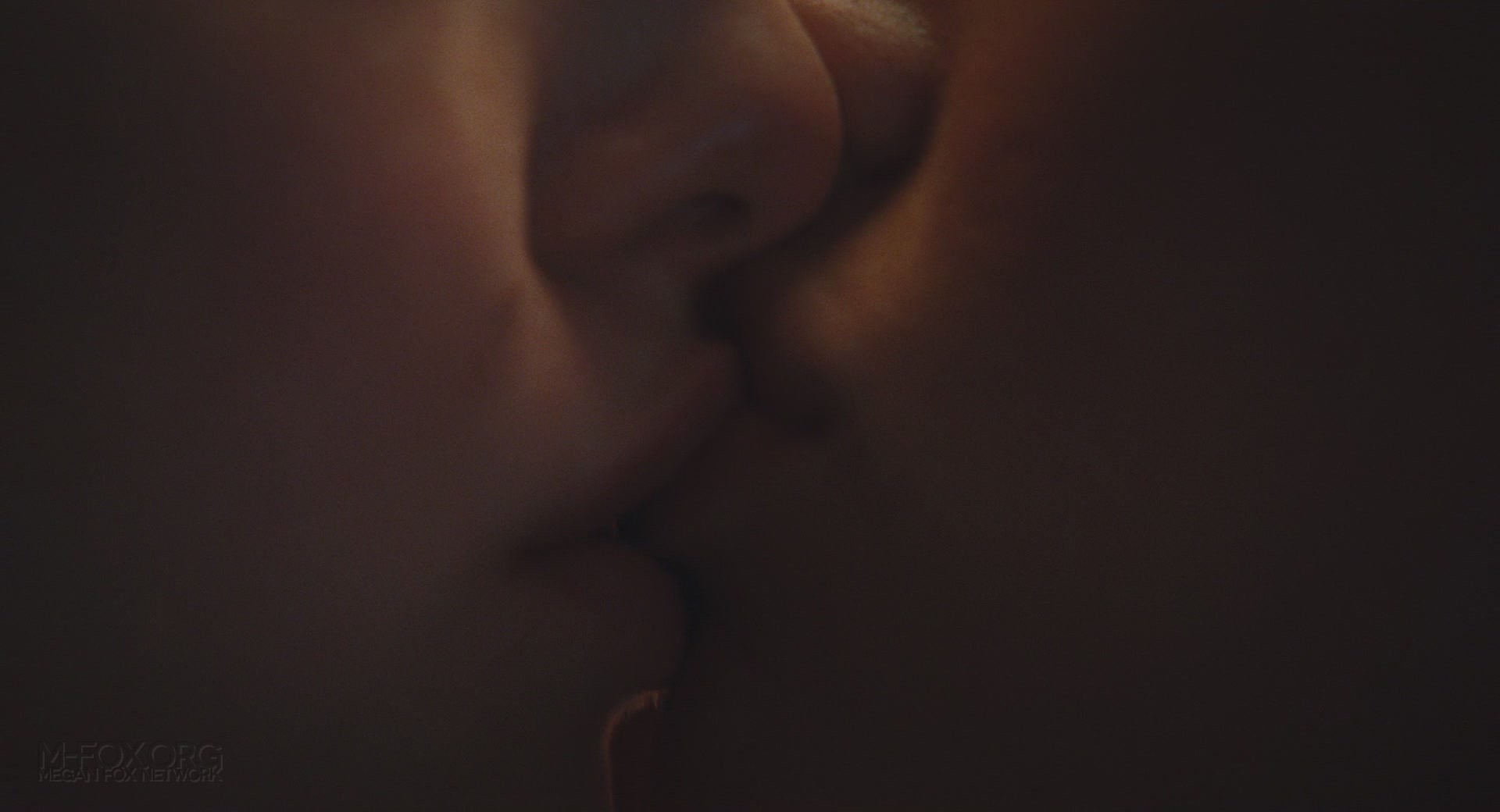 JennifersBody2970.jpg