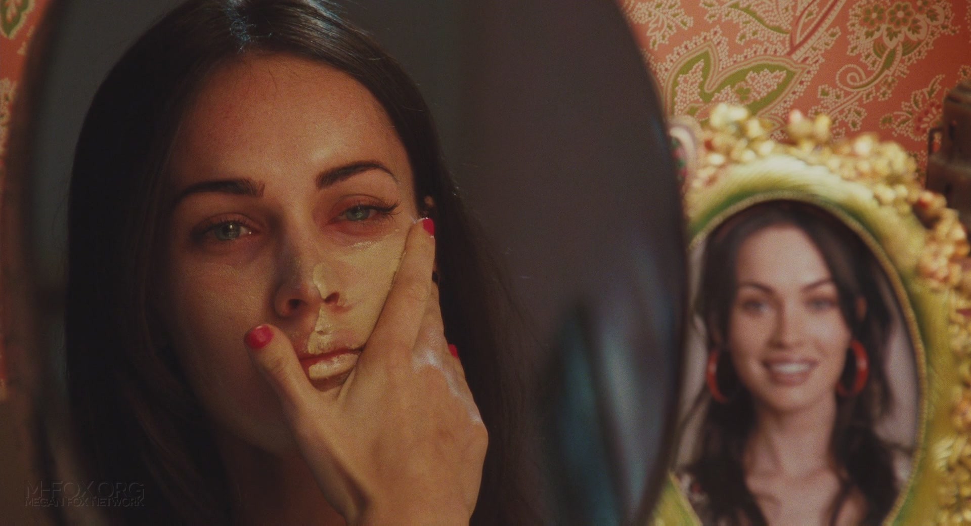JennifersBody3909.jpg