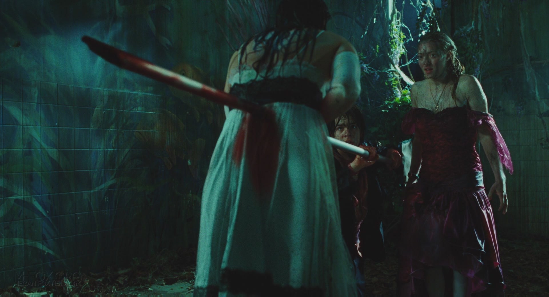 JennifersBody4479.jpg