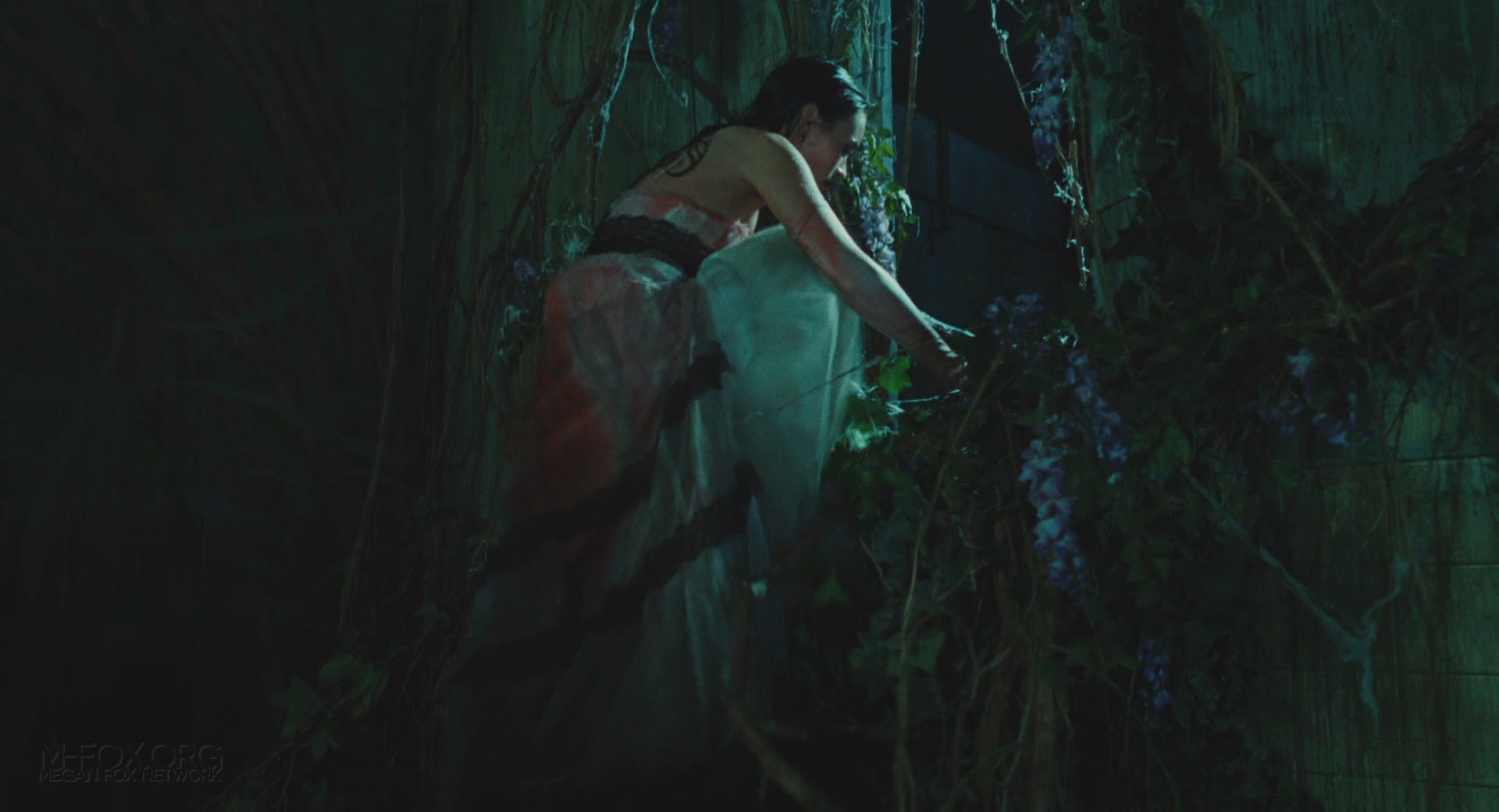 JennifersBody4516.jpg JennifersBody4516.jpg