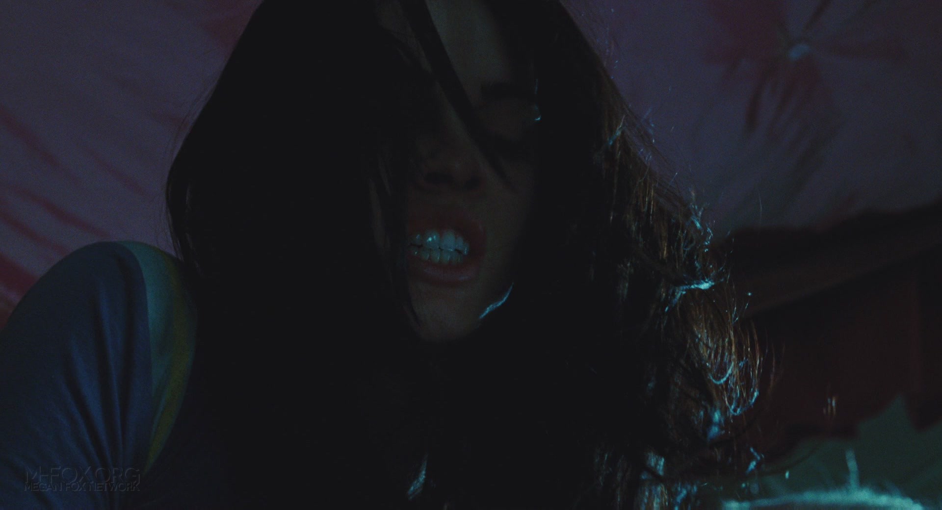 JennifersBody4747.jpg